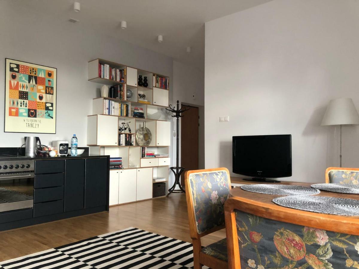 St. Florian Apartament ワルシャワ エクステリア 写真